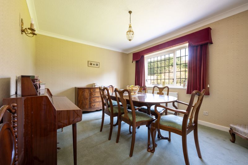Dining Room- click for photo gallery